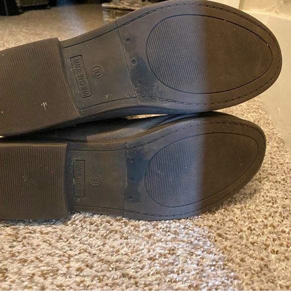 Tall boots - Picture 3 of 3